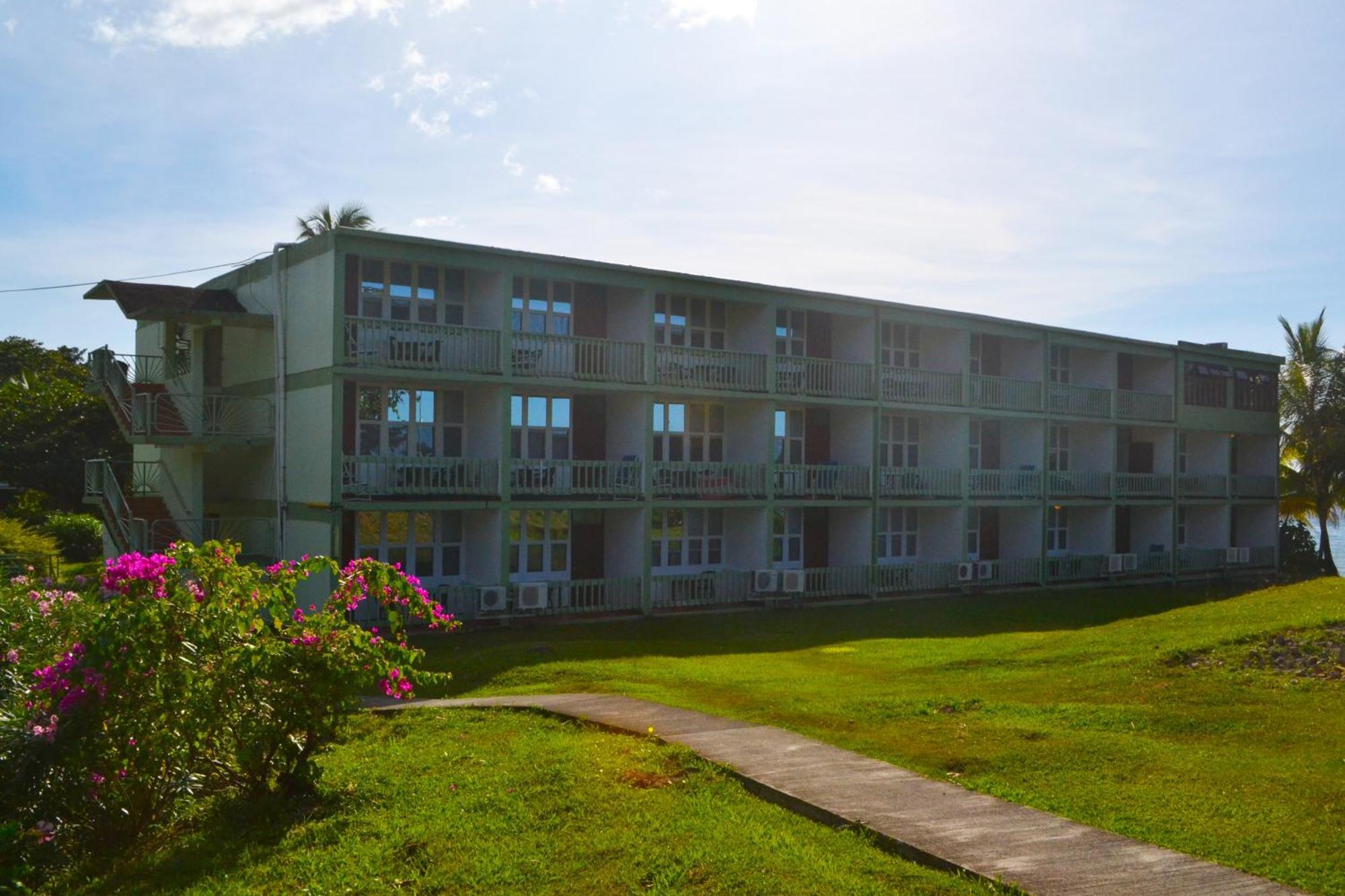 Portsmouth Beach Hotel Exterior photo
